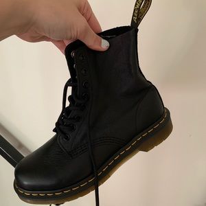 dr marten booties!!